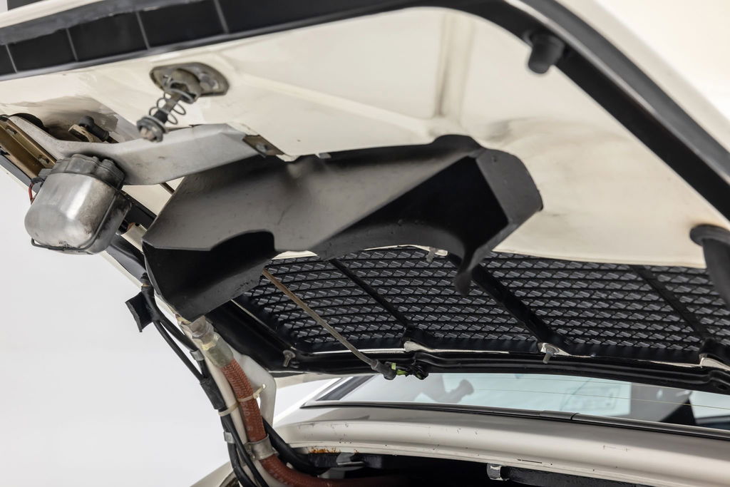 Porsche 911 Turbo 3.0 (US)