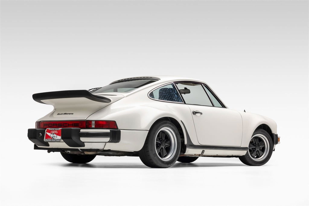 Porsche 911 Turbo 3.0 (US)