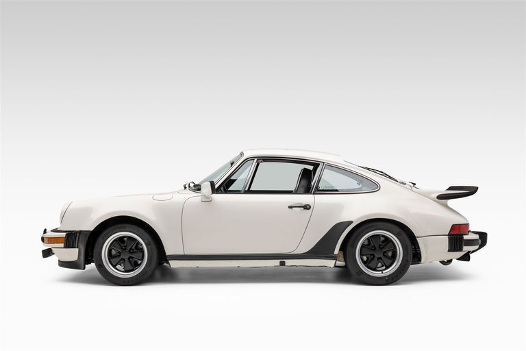 Porsche 911 Turbo 3.0 (US)