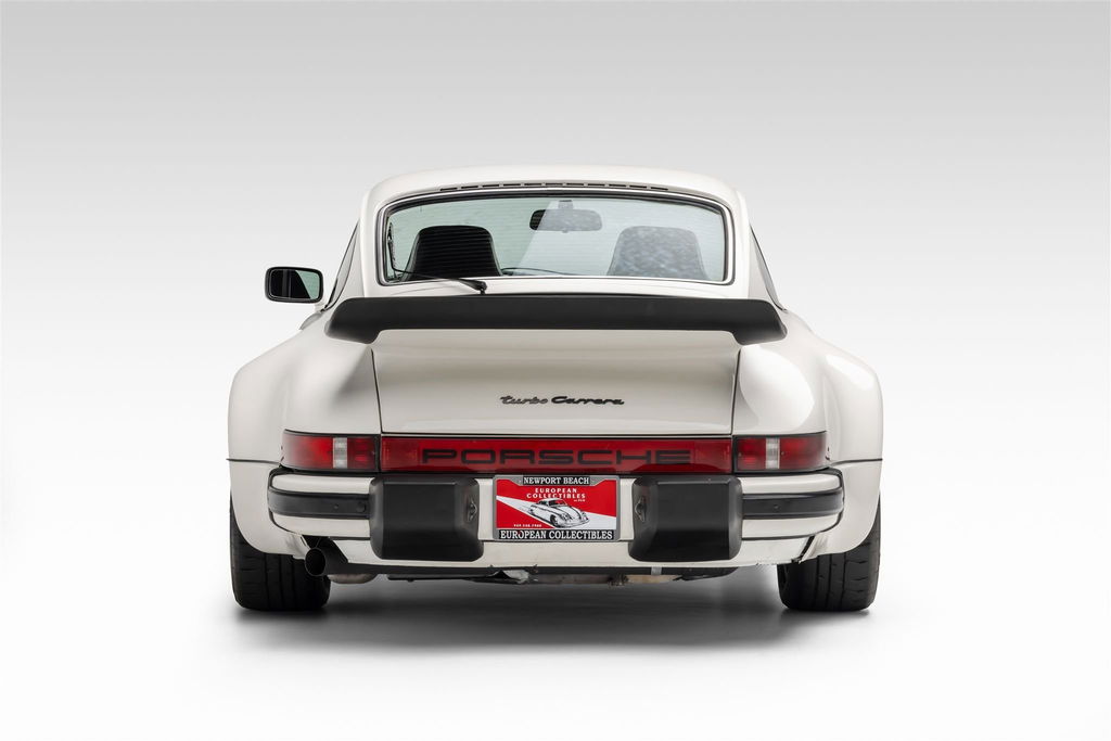 Porsche 911 Turbo 3.0 (US)