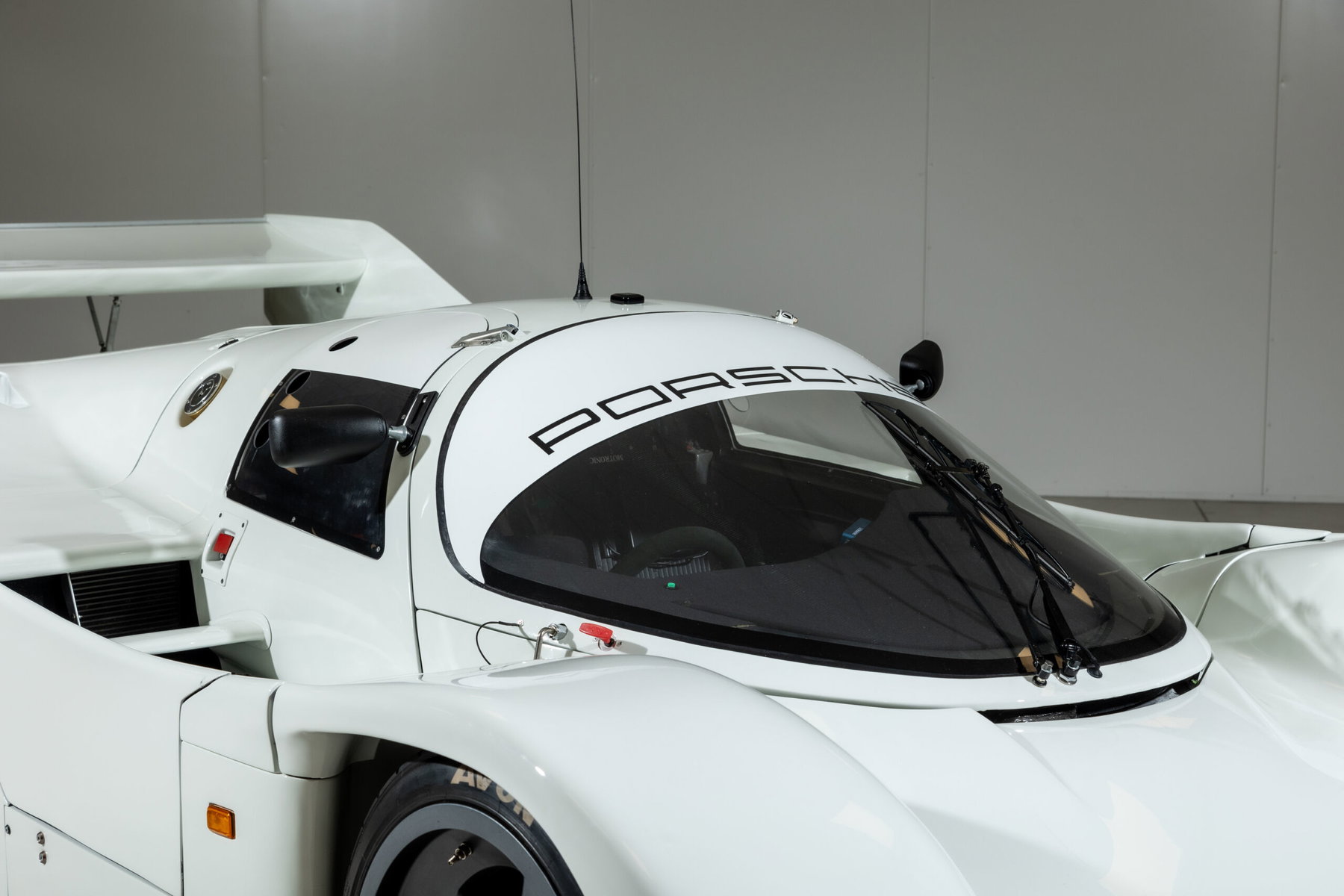 Porsche 962 C 1989 - elferspot.com - Marketplace for Porsche