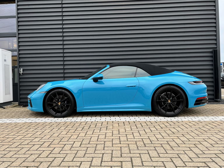 Porsche 992 Carrera 4S