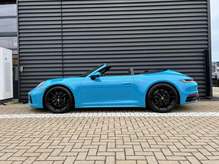 Porsche 992 Carrera 4S