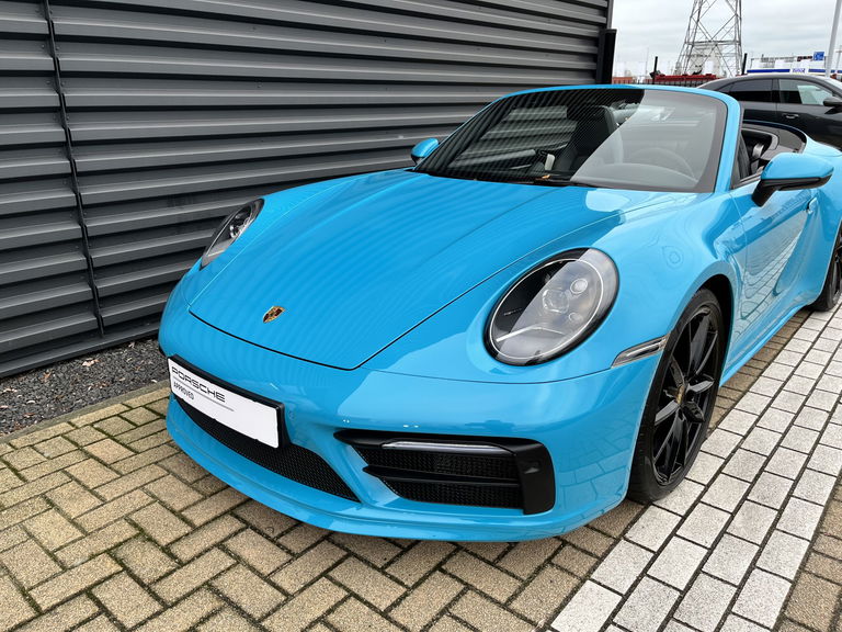 Porsche 992 Carrera 4S