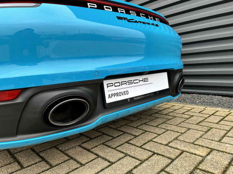 Porsche 992 Carrera 4S