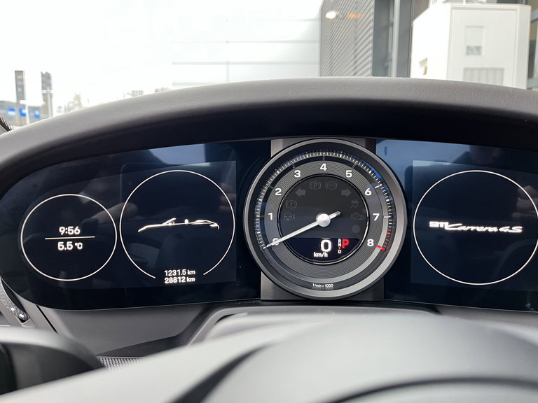 Porsche 992 Carrera 4S