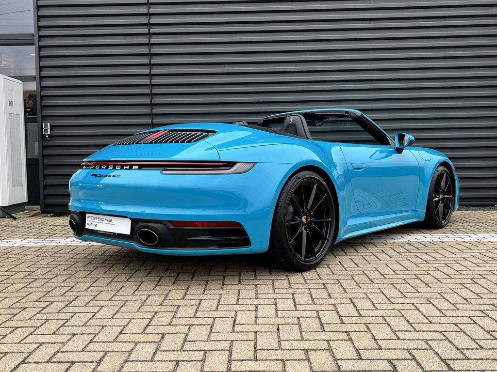 Porsche 992 Carrera 4S