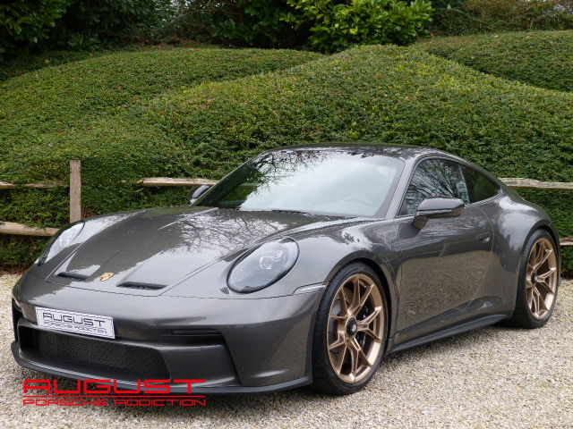 Porsche 992 GT3 Touring