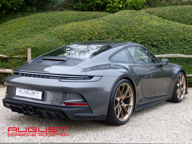 Porsche 992 GT3 Touring