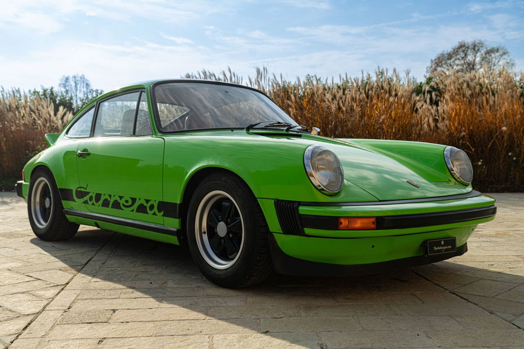 Porsche 911 Carrera 2.7