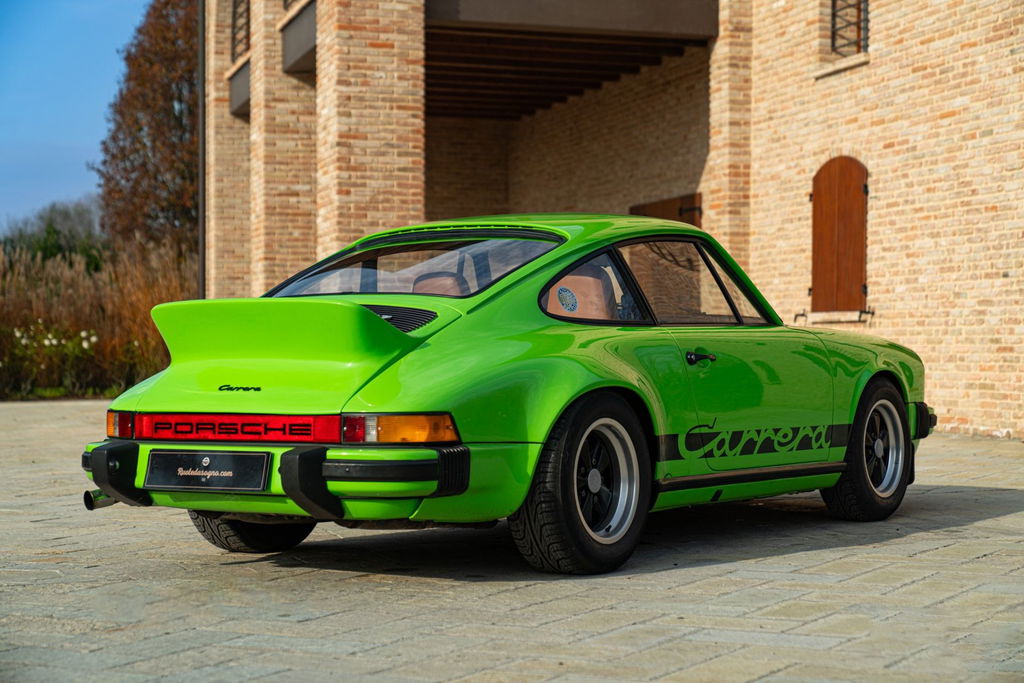 Porsche 911 Carrera 2.7