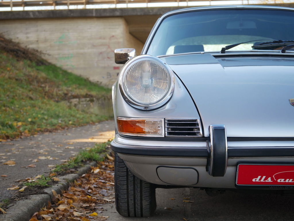 Porsche 911 T