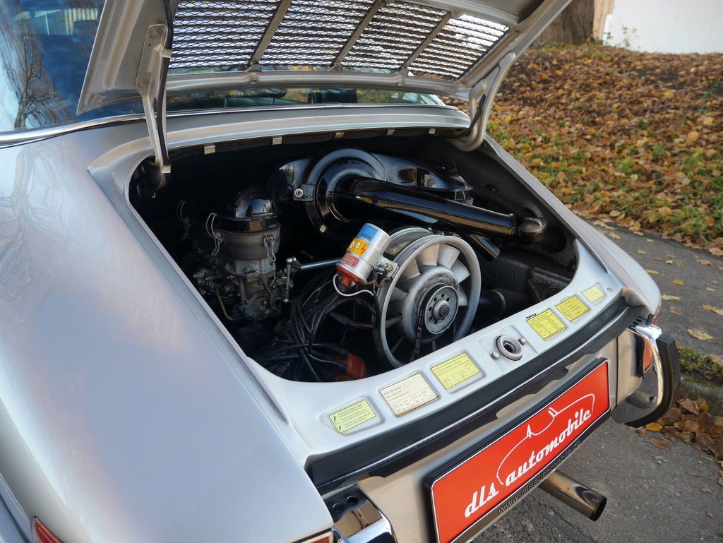 Porsche 911 T