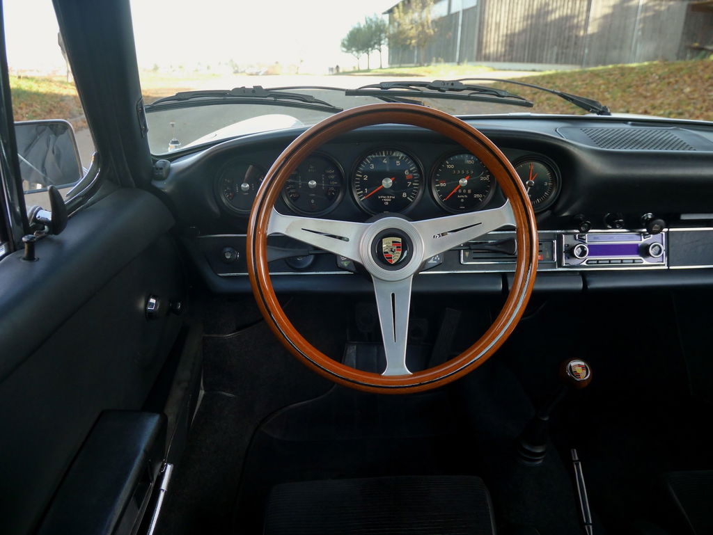 Porsche 911 T