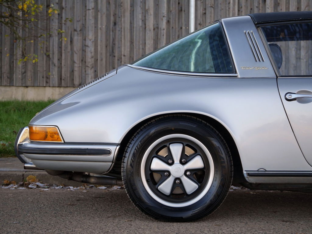 Porsche 911 T