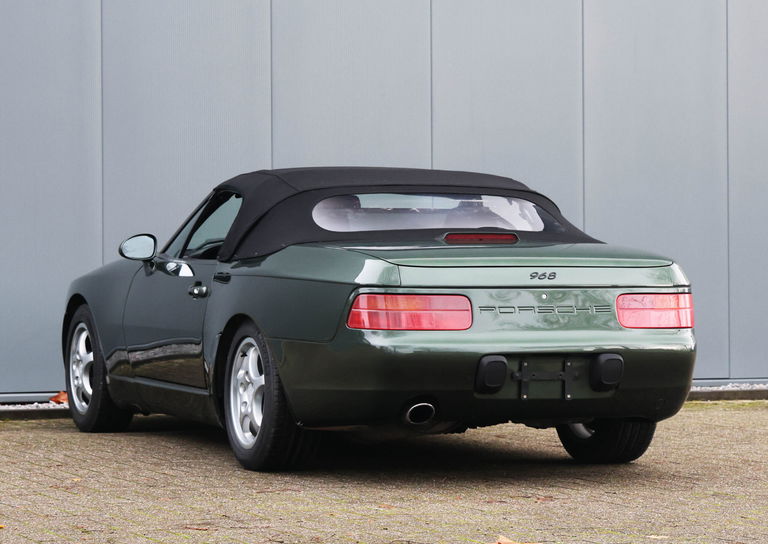 Porsche 968