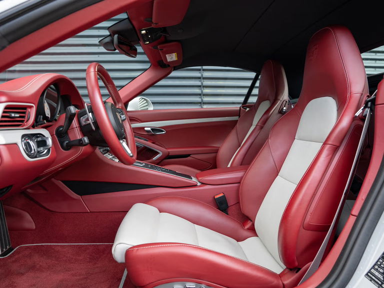 Porsche 991.2 Carrera 4 GTS