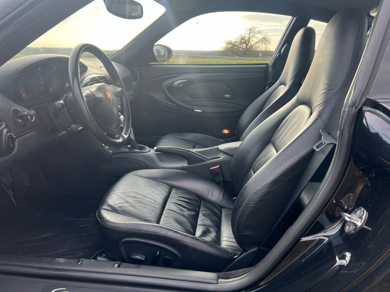 Porsche 996 Carrera 4S