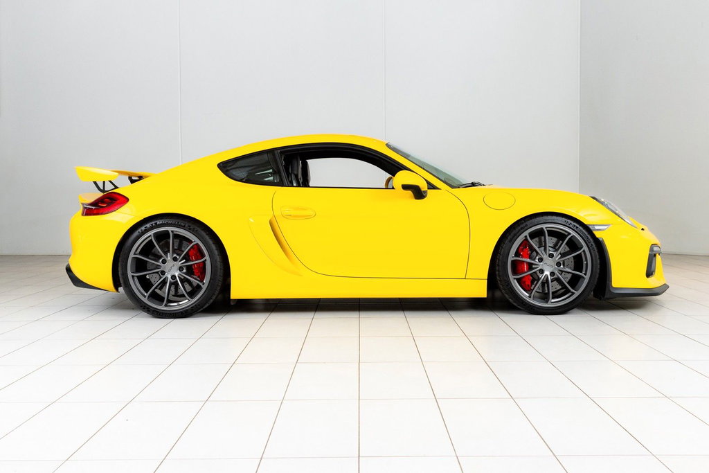 Porsche 981 Cayman GT4