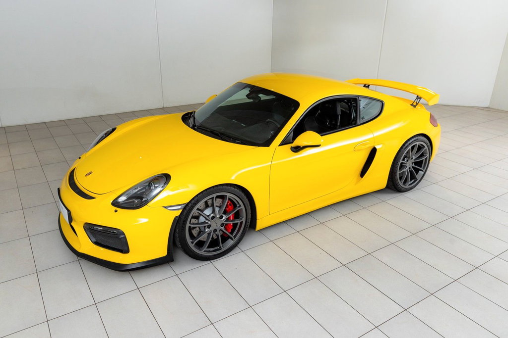 Porsche 981 Cayman GT4