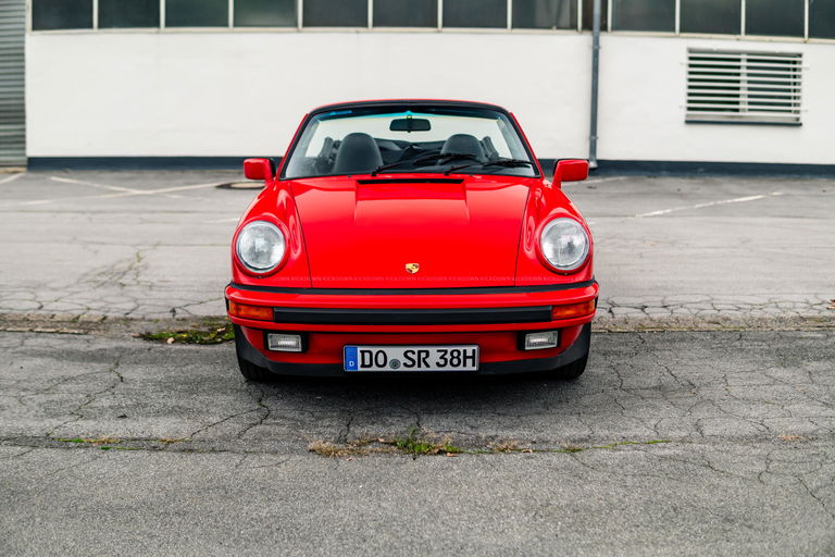 Porsche 911 Carrera 3.2 (US)