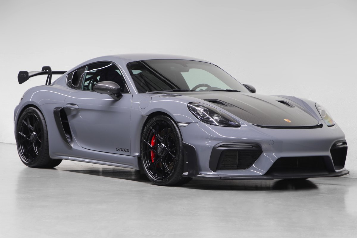 Porsche 718 Cayman GT4 RS