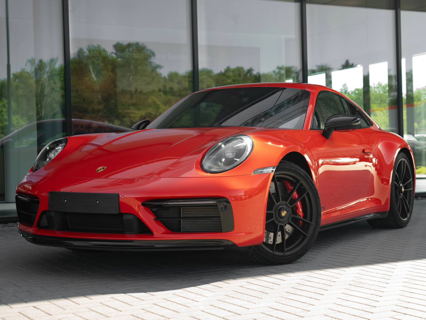 Porsche 992 Carrera 4 GTS