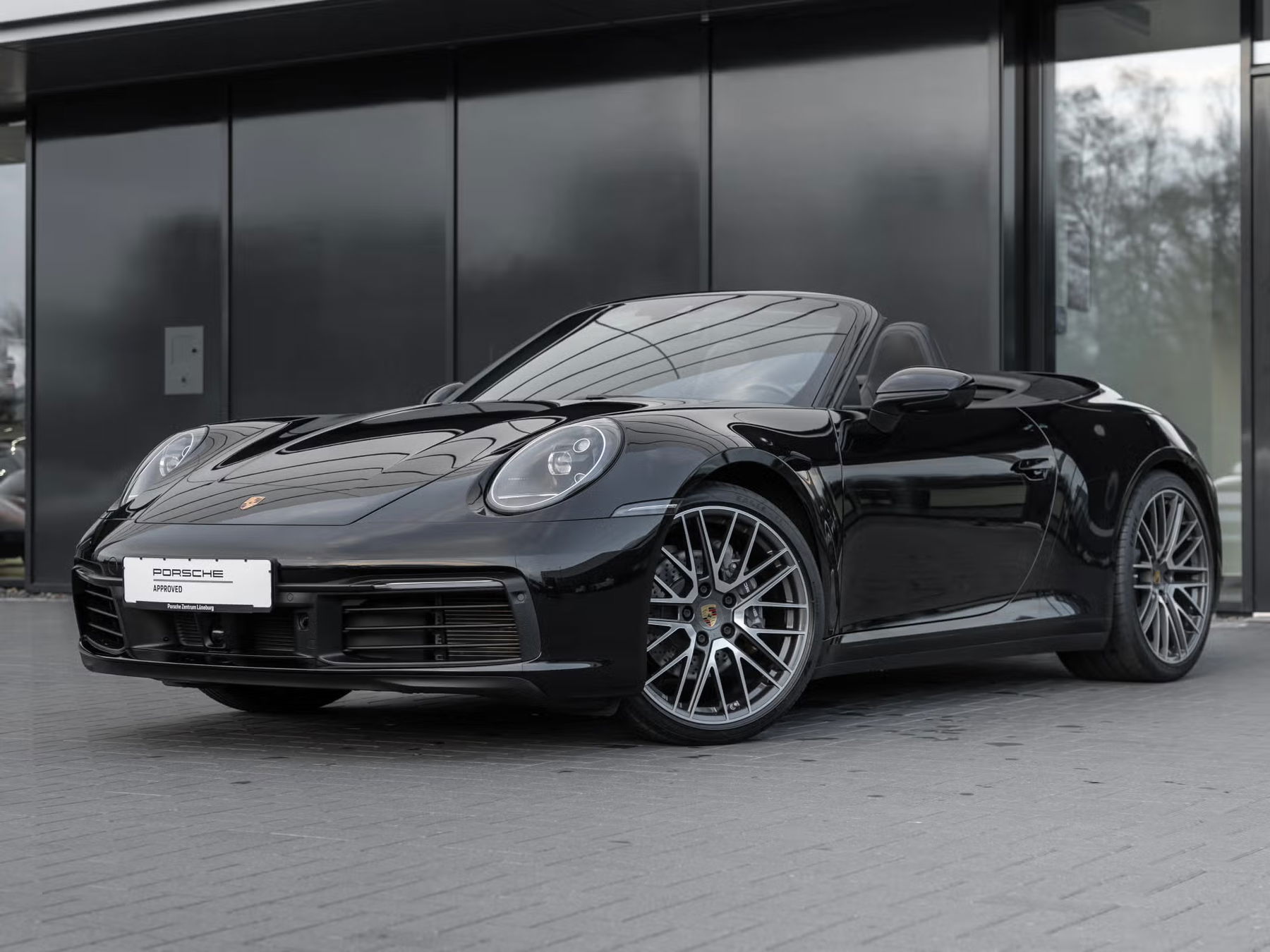 Porsche 992 Carrera 4