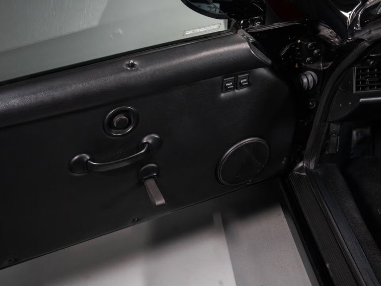 Porsche 964 Carrera 2 Speedster