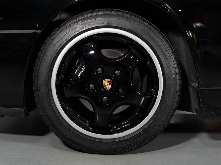 Porsche 964 Carrera 2 Speedster