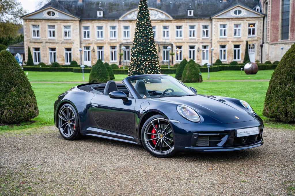 Porsche 992 Carrera 4S