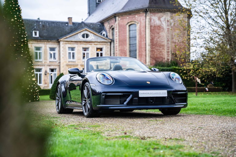 Porsche 992 Carrera 4S