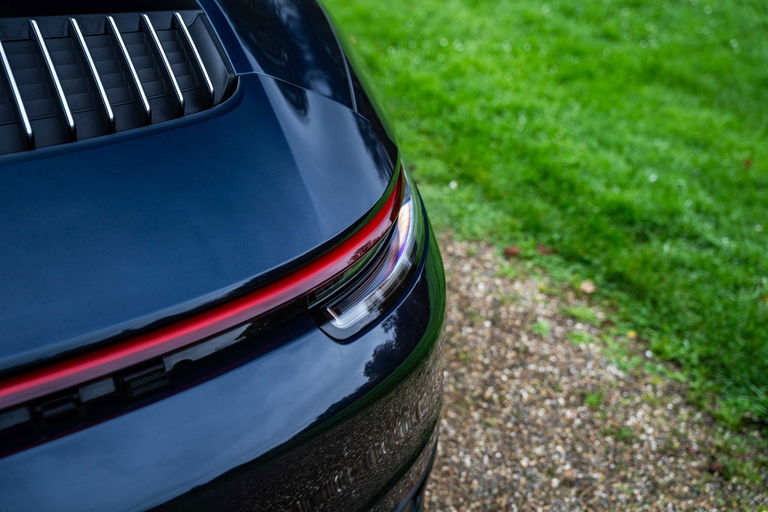 Porsche 992 Carrera 4S