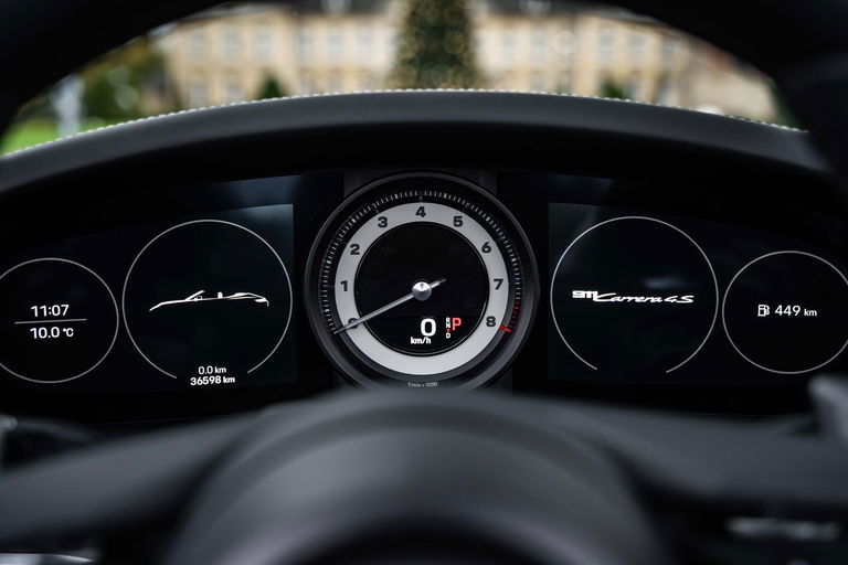 Porsche 992 Carrera 4S