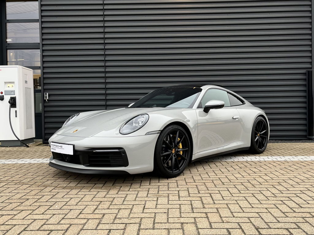 Porsche 992 Carrera 4S