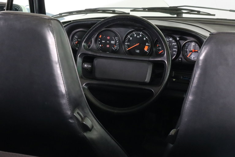 Porsche 911 Carrera 3.2 WTL