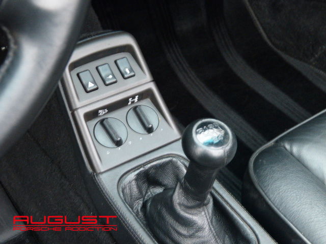 Porsche 964 Carrera 4