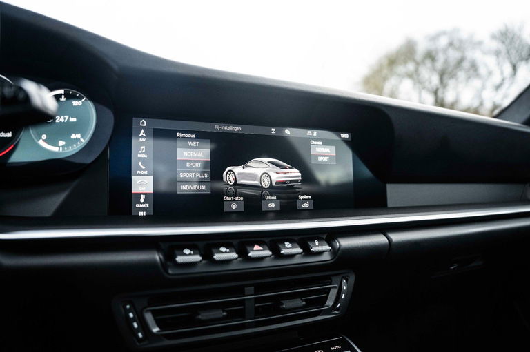 Porsche 992 Carrera S