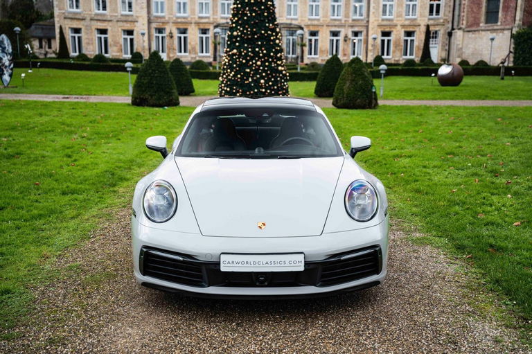 Porsche 992 Carrera S