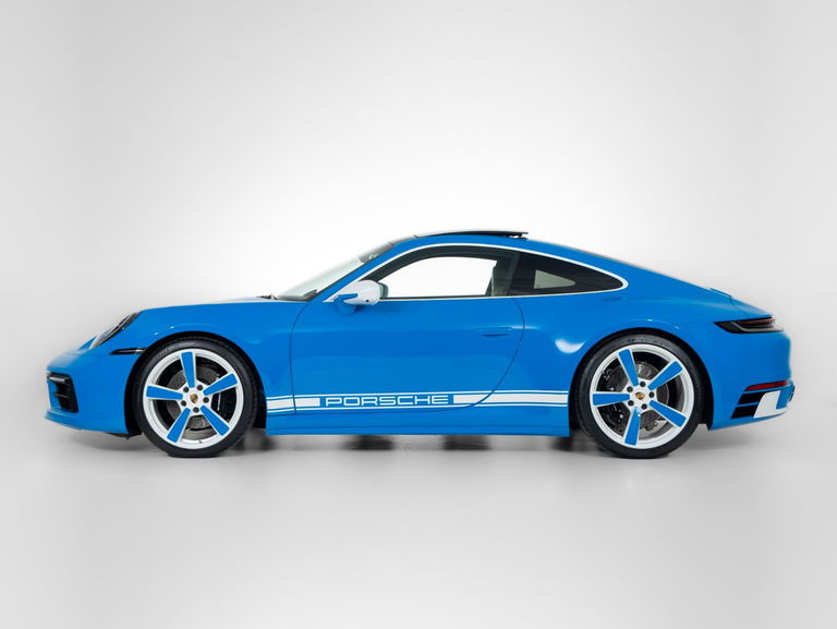 Porsche 992 Carrera 4S