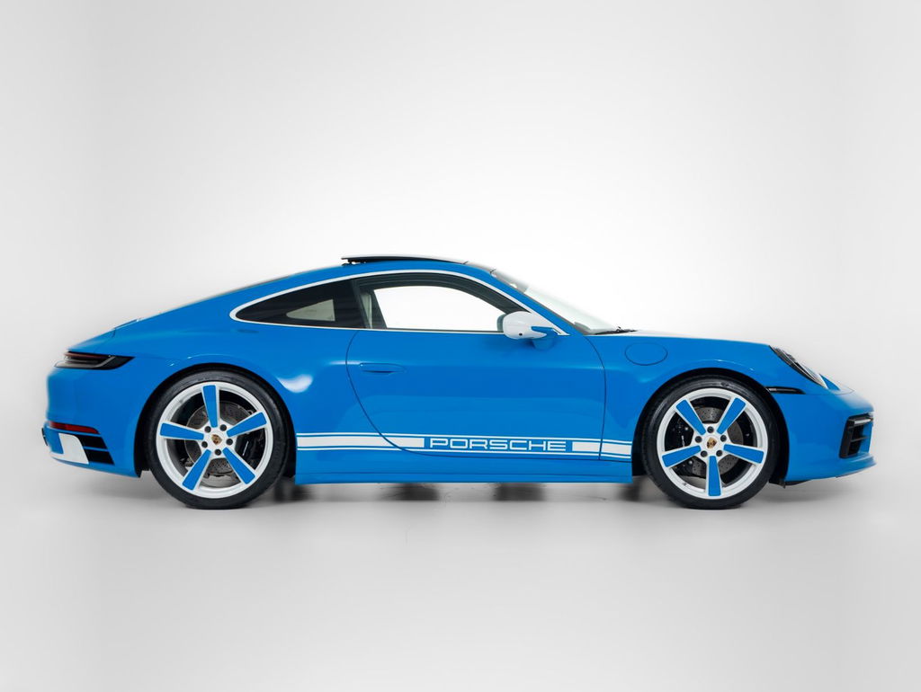 Porsche 992 Carrera 4S