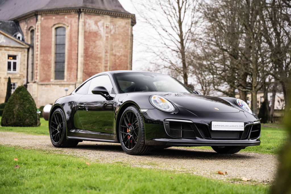 Porsche 991.2 Carrera 4 GTS