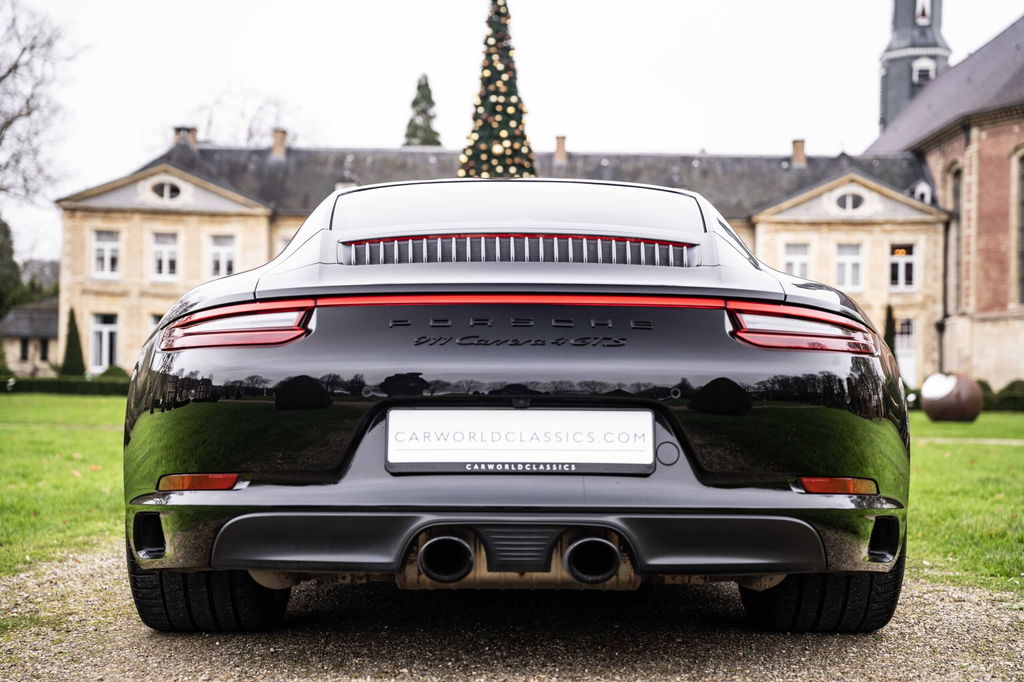 Porsche 991.2 Carrera 4 GTS