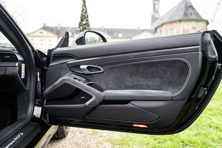 Porsche 991.2 Carrera 4 GTS