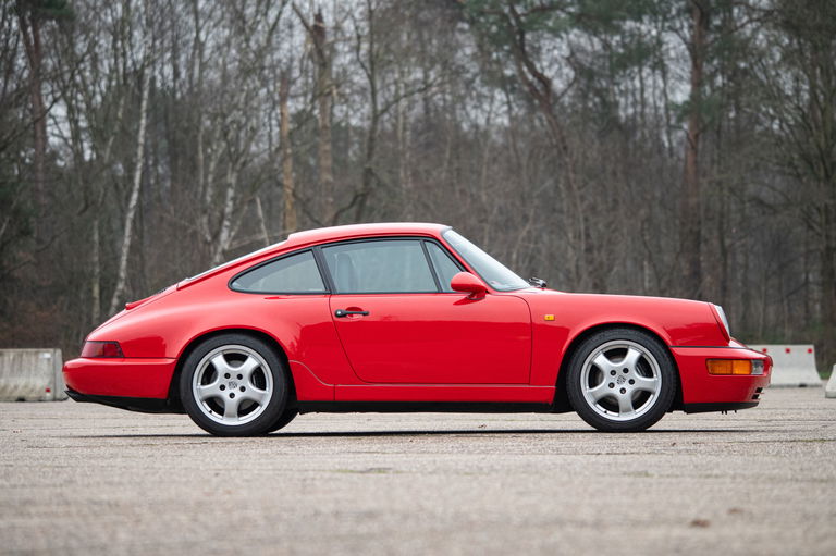 Porsche 964 Carrera 4