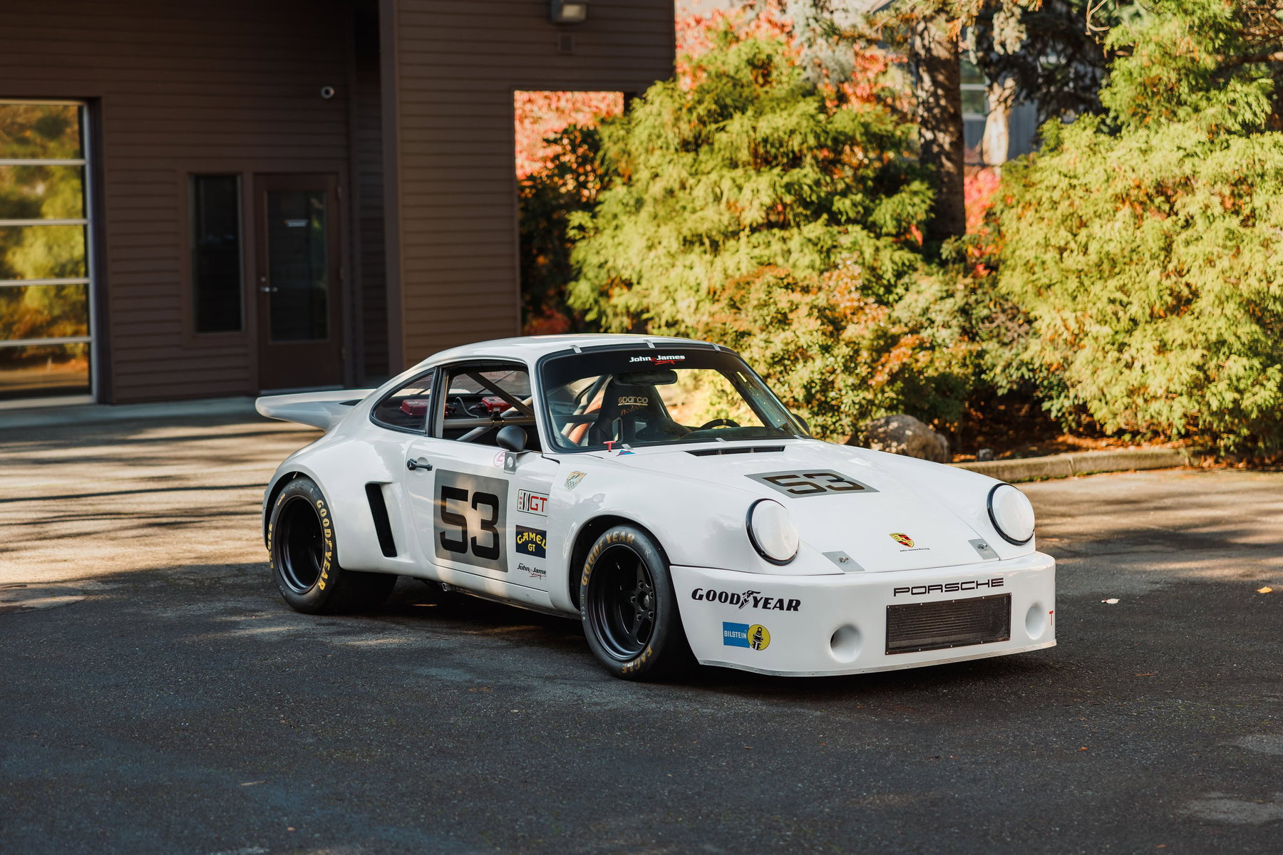 Porsche 911 Backdate 1976 - elferspot.com - Marketplace for