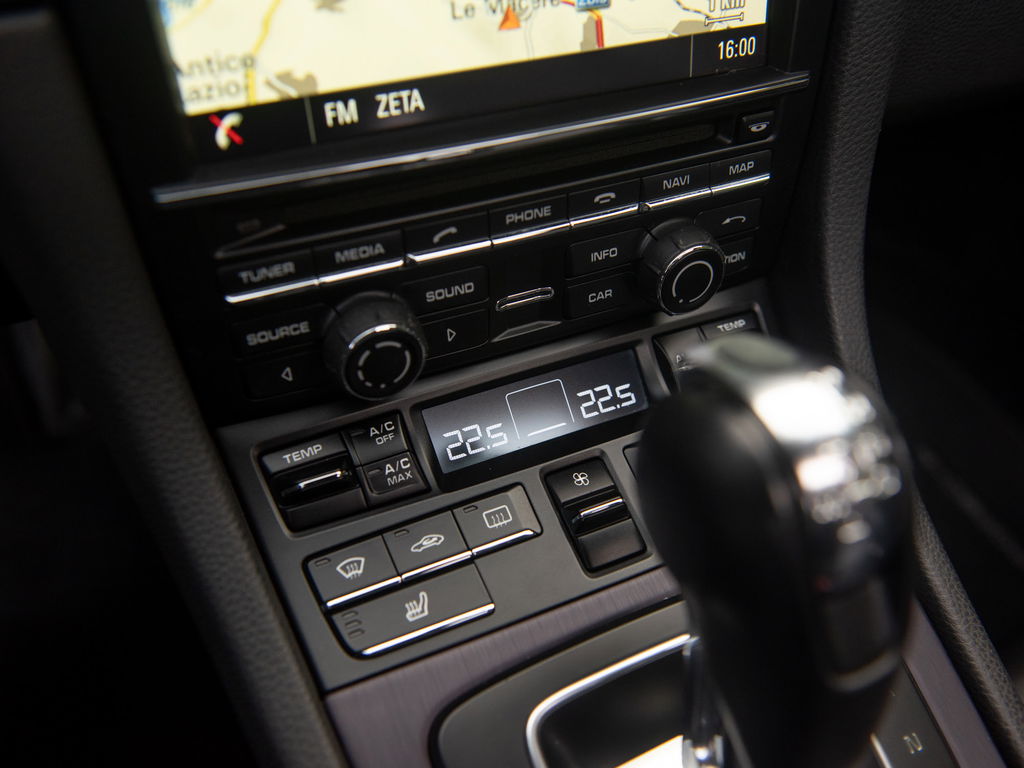 Porsche 991 Carrera GTS