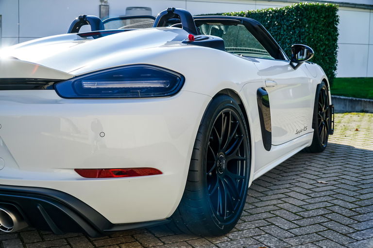 Porsche 718 Spyder RS