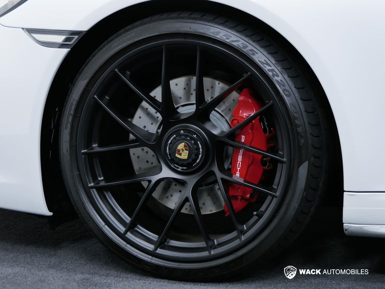 Porsche 991.2 Carrera GTS