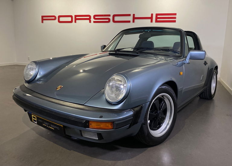 Porsche 911 Carrera 3.2